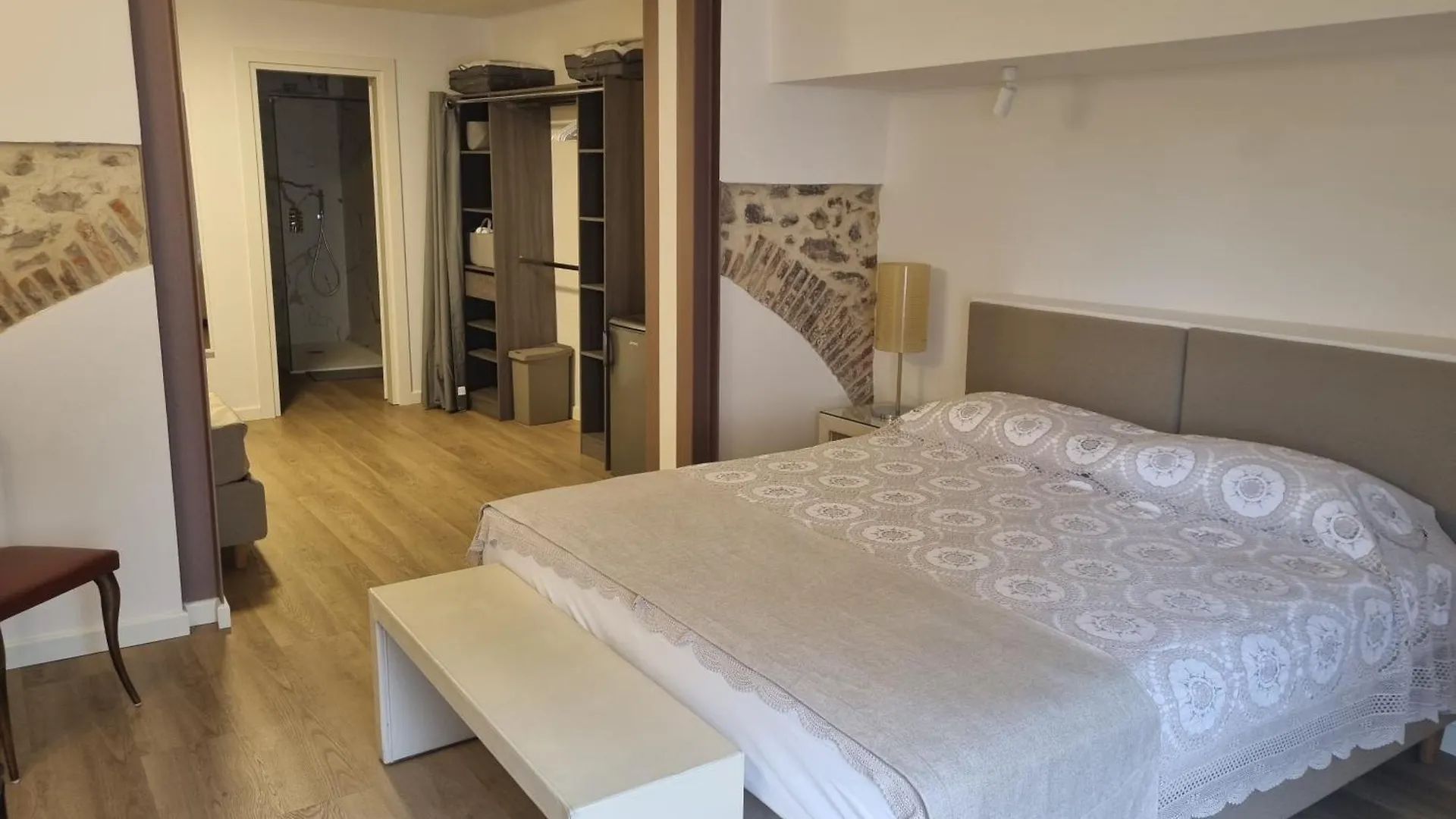 Zajazd Hotel 2Bebike Manerba del Garda